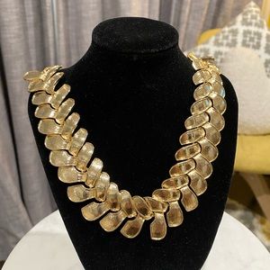 NWOT Banana Republic gold leaf statement necklace